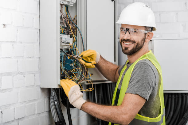 Best Industrial Electrical Services  in Fairfield, IL