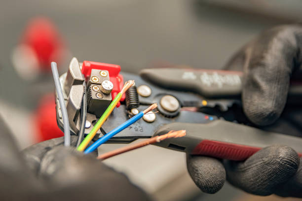  Fairfield, IL Electrician Pros