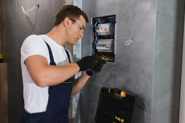 Best Local Electrician Companies  in Fairfield, IL